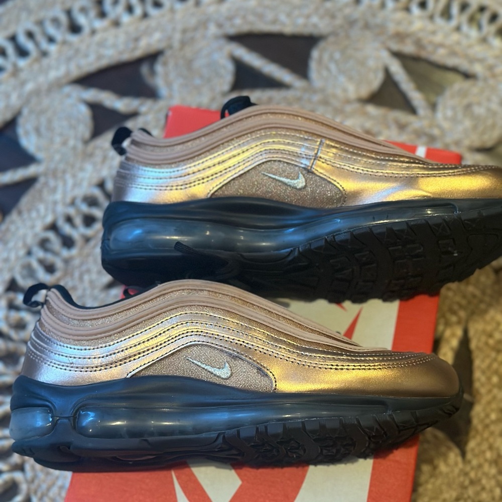 Air Max 97 Cooper Gold 8.5 Women’s